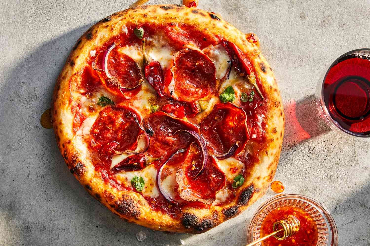 ¡INCREIBLE DESCUBRIMIENTO! Comer pizza todos los días mejora el rendimiento académico en los adolescentes.